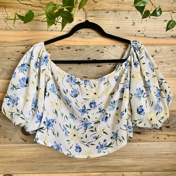 Missguided Cropped Off The Shoulder Blouse - Picture 1 of 3